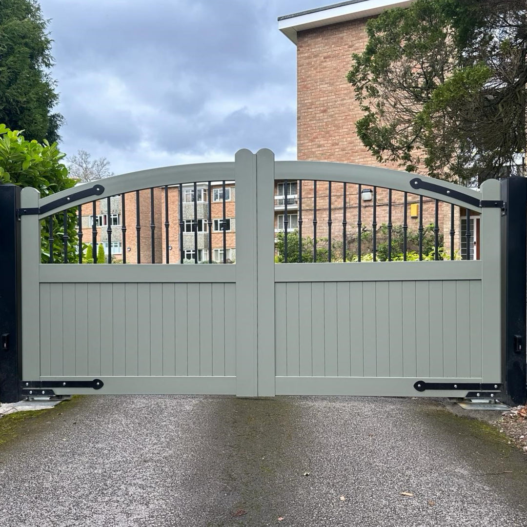 Executive Bell-Curved Centre-Open Driveway Gates