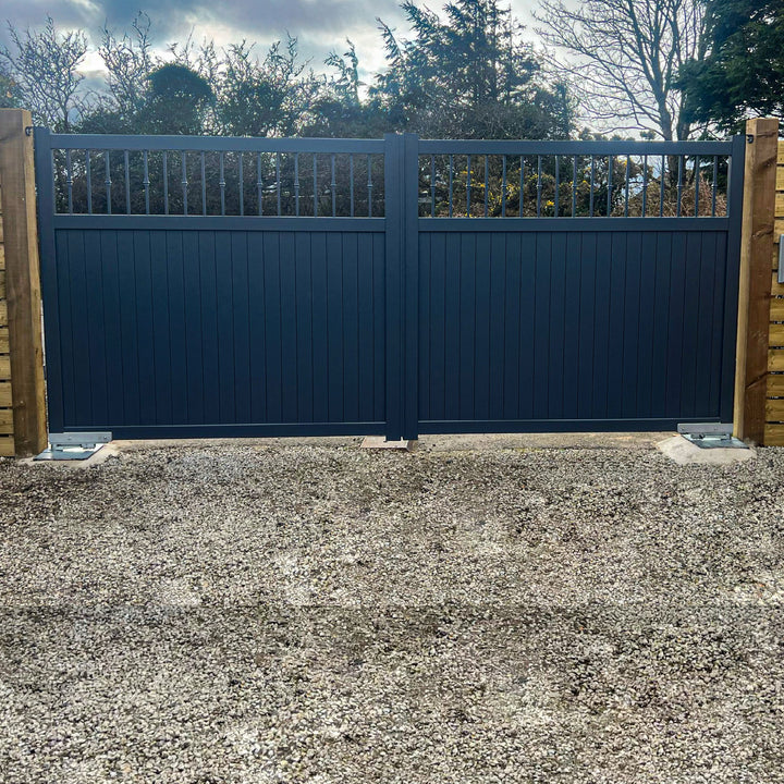 Decorative Open Vertical Infill Aluminium Driveway Gates